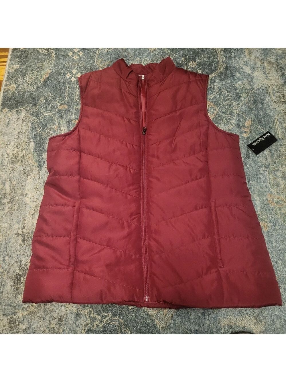 NWT Kim Rogers Maroon Quilted Vest Size M 21in across chest shoulder to hem 26in